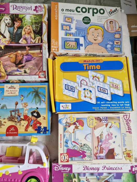 Brinquedos a 4€ cada