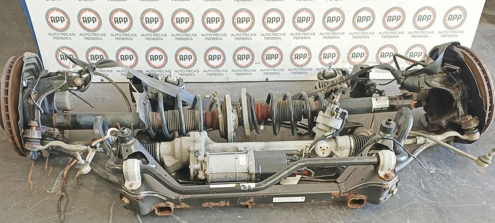 BMW X4 F26 de 2016, charriot, braços, amortecedores , mangas de eixo