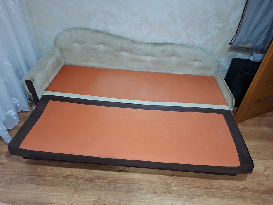 Sofa z możliwością spania