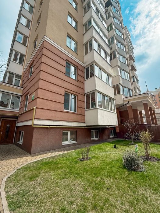 Комерційне приміщення 102 м2 у Бучі, ЖК Паркова Оселя, продаж