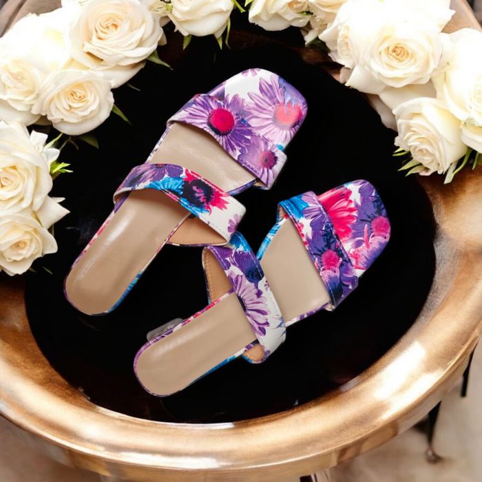 Nowe klapki damskie w kwiaty na przezroczystym obcasie efektowne wygod