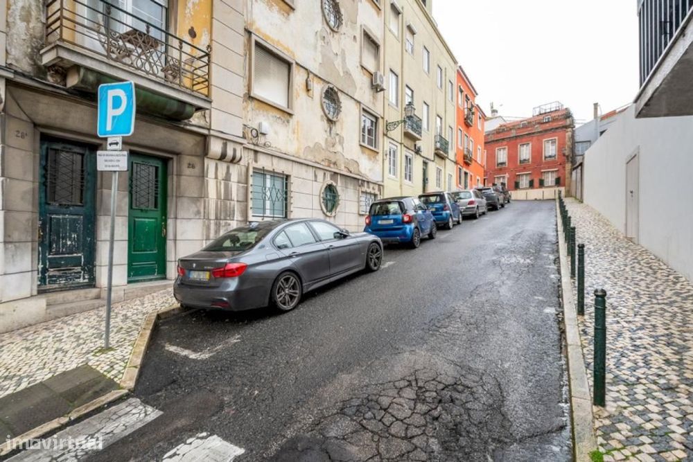 Apartamento com 4 quartos - localizado em Princípe Real Lisbon