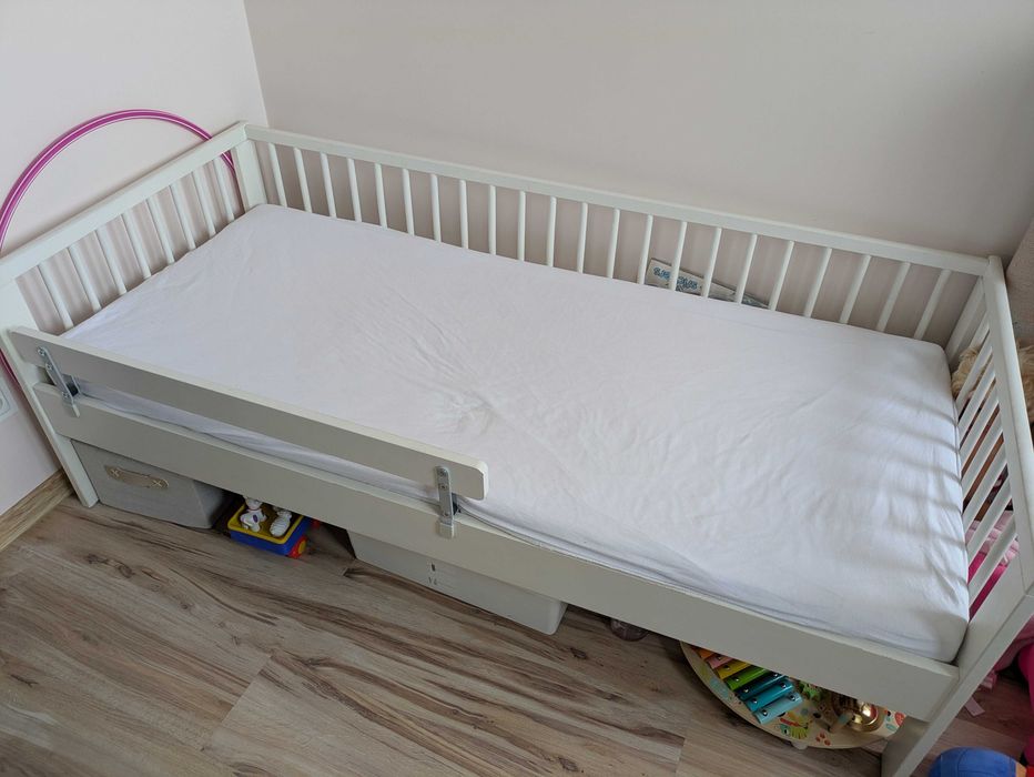 Łóżko dziecięce białe z barierką 160x80