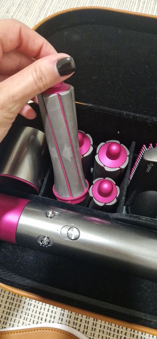 Dyson airwrap original