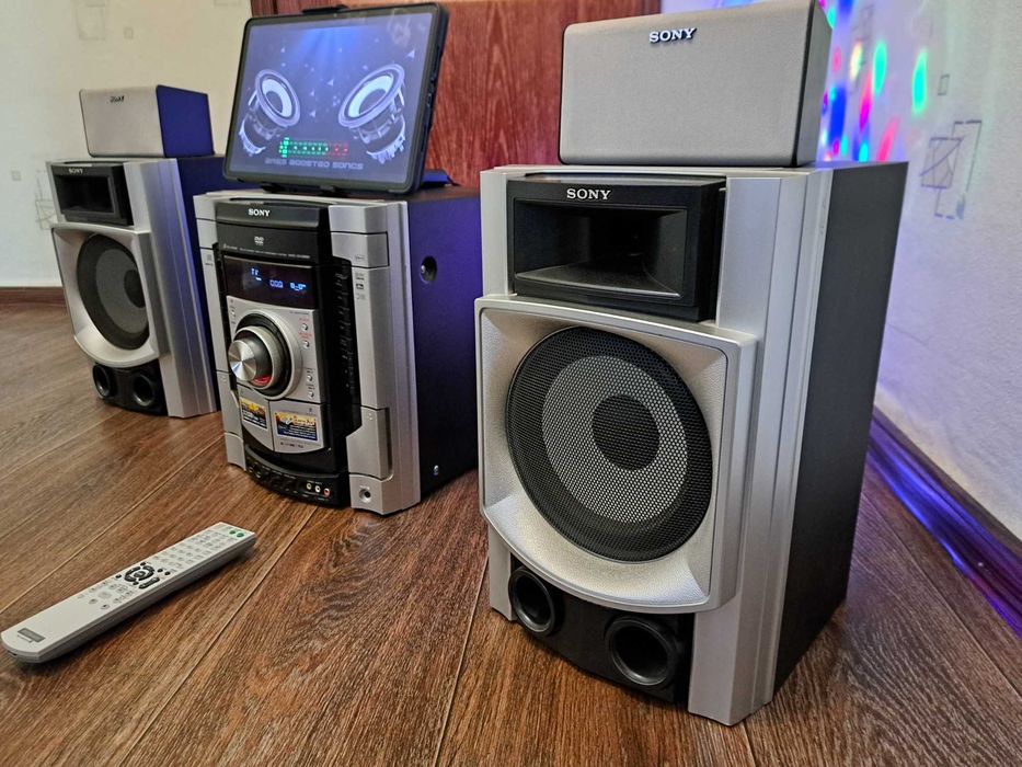 Музыкальный центр Sony MHC-GNZ88D/3-х/320Ват/BT/AUX/USB/Караоке/+видео