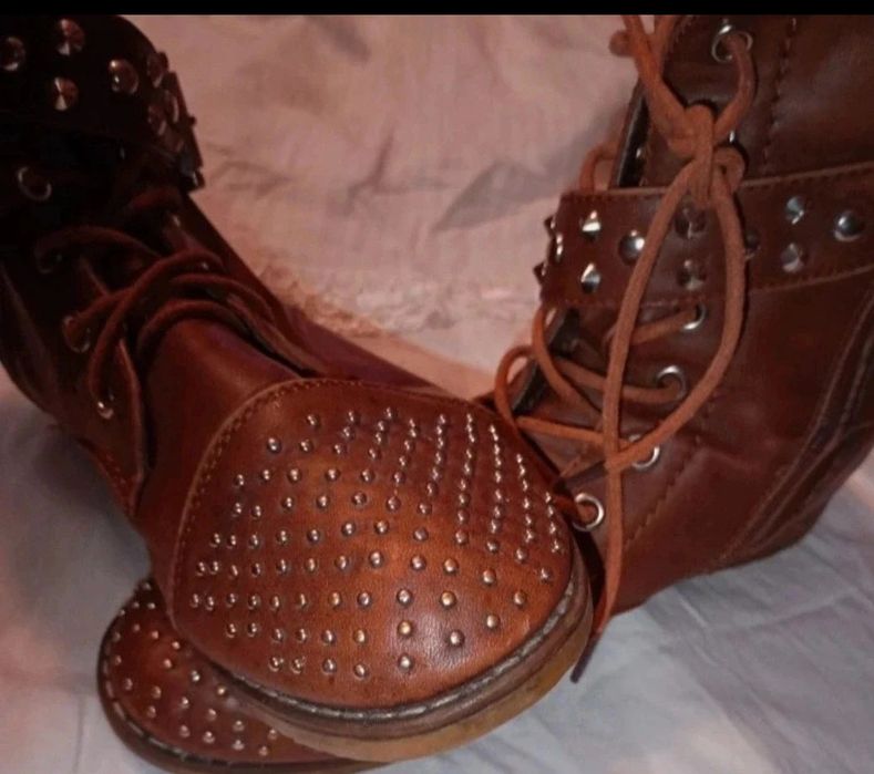 lekkie skórzane botki