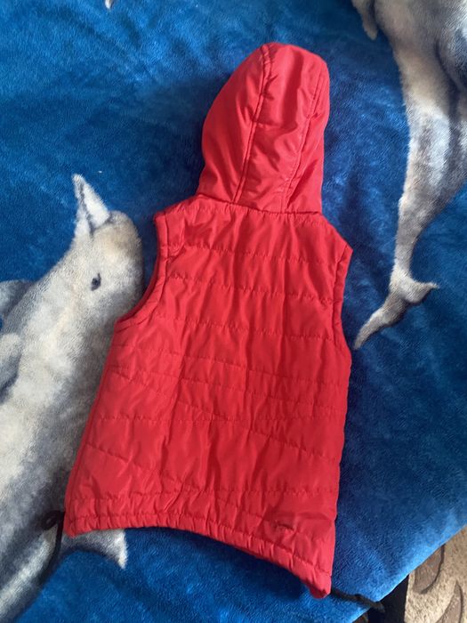 Безрукавка дитяча