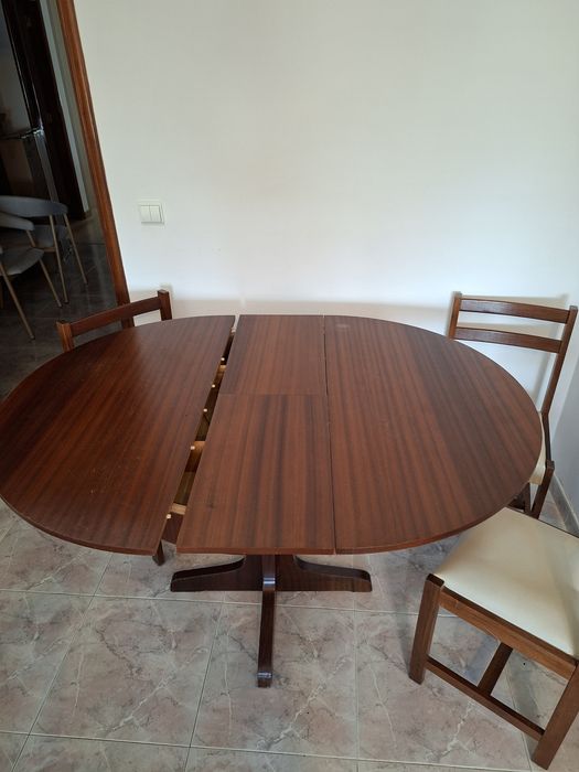 Mesa jantar com 6 cadeiras