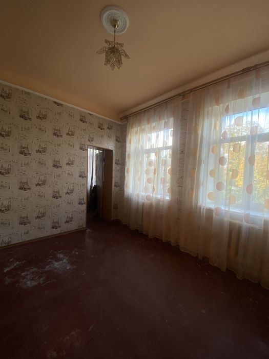 Продам 2-е комнаты в доме квартирного типа (гуртожиток)