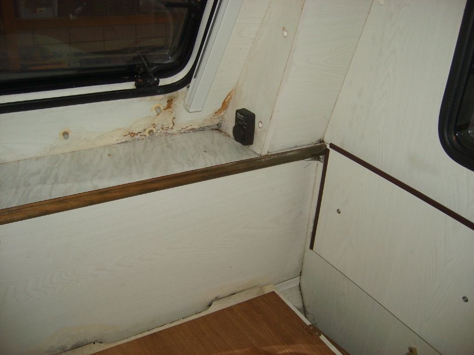 Naprawa i remonty przyczep kempingowych campingowych kamperów camperów