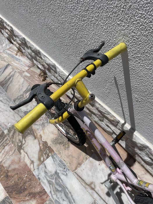 Bicicleta criança Esmaltina