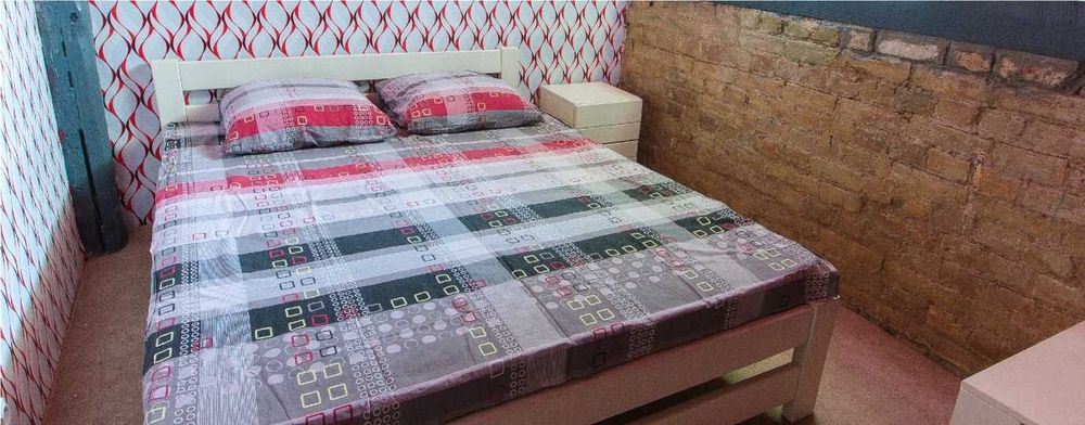 Подобова оренда хостелу на Хрещатику | В 2 хвилинах від метро!