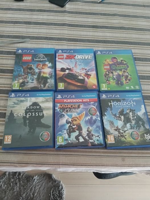 Vendo jogos PS4.