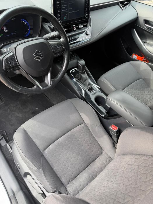 Suzuki Swace / Toyota Corolla hybrid