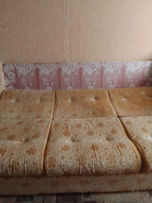 Продам диван (б/у)дешево