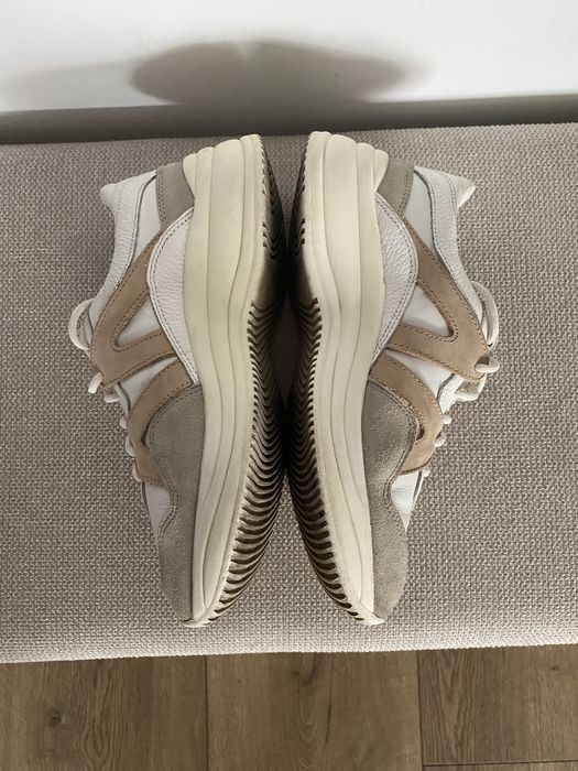 Sportowe buty sneakersy Skórzane Massimo Dutti beżowe
