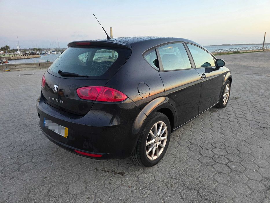SEAT Leon 1.9 TDI 105cv | Nacional | 204.000 km | 2 donos | Muito equipado foto 4