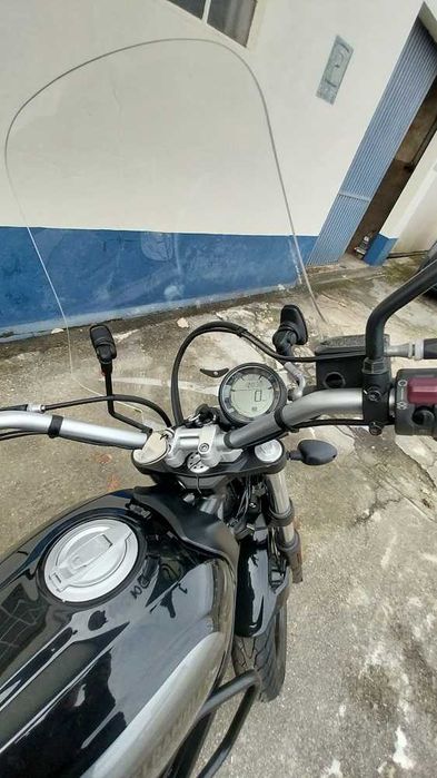 Ducati 400 como nova 10.800kms IUC 20€