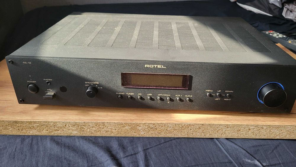 Wzmacniacz stereo ROTEL RA 12