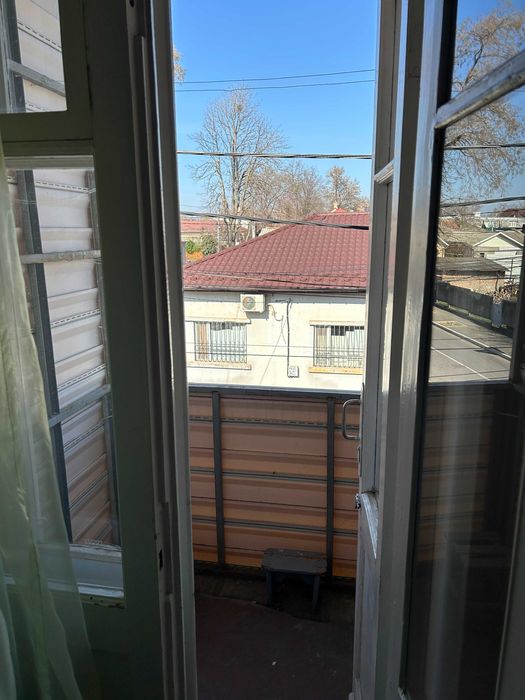 Сдам 2-х кімн.кв. ул. Запорізьких козаків (кол.Кутузова, кафе Хуторок)