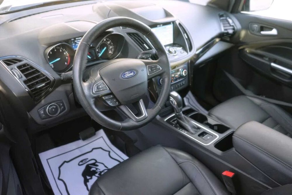 Ford Escape Titanium      2019