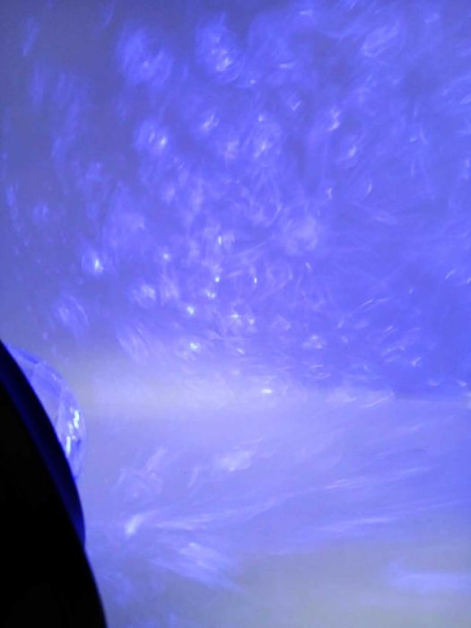 Light Projector with Speaker Column and Remote Control (NEW)64750492697090124