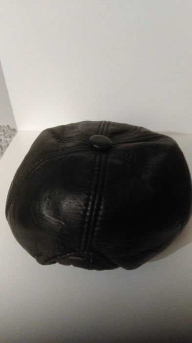 Sprzedam Czapkę Skórzaną Z Daszkiem