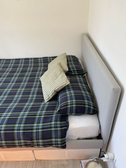 VENDO CAMA com cabeceira estofada