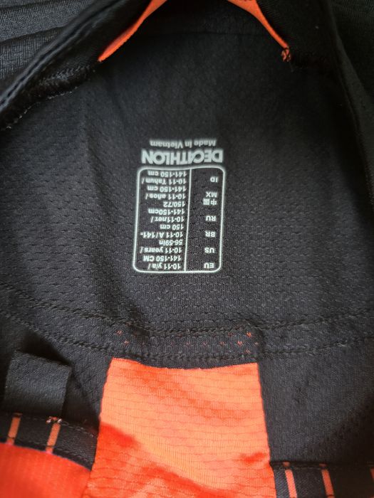 Футболка спортивна decathlon 141-150
