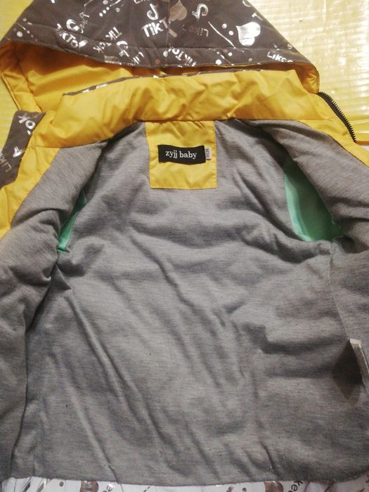 Куртка всезезонна осінь весна  дитяча 86 розмір  2-3 роки