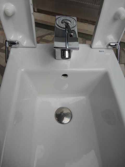 Bidé Suspenso + Misturadora Roca como novo