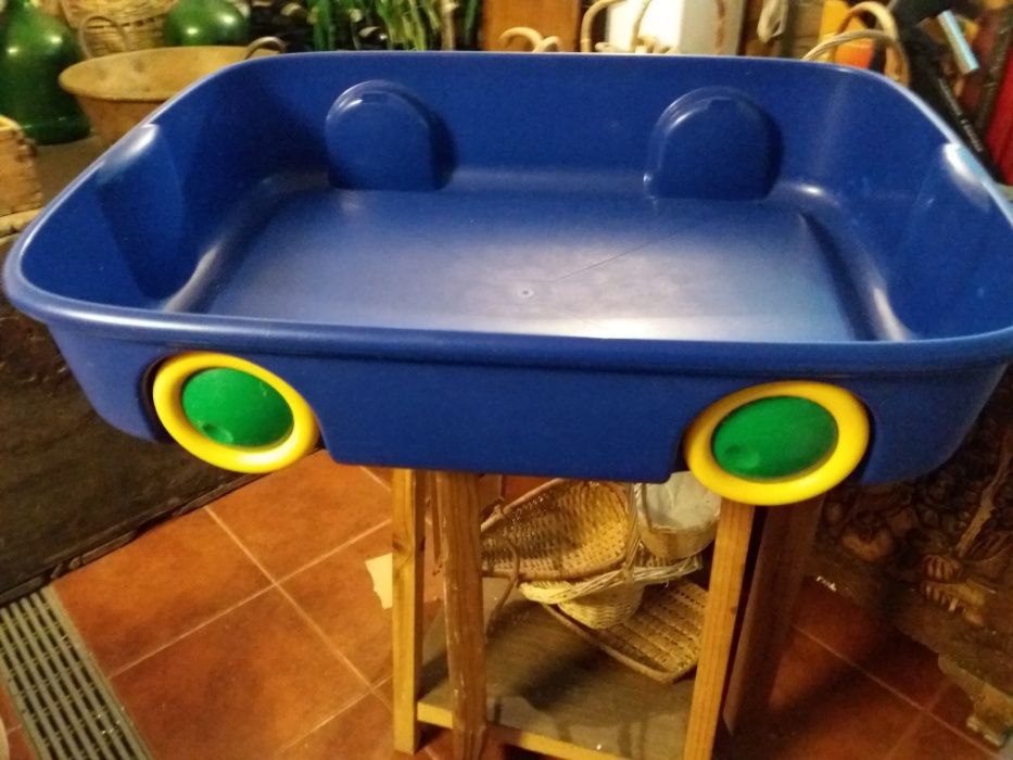 Caixa para guardar brinquedos