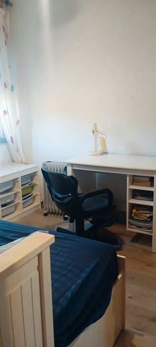 Quarto individual mobilado em Alvalade