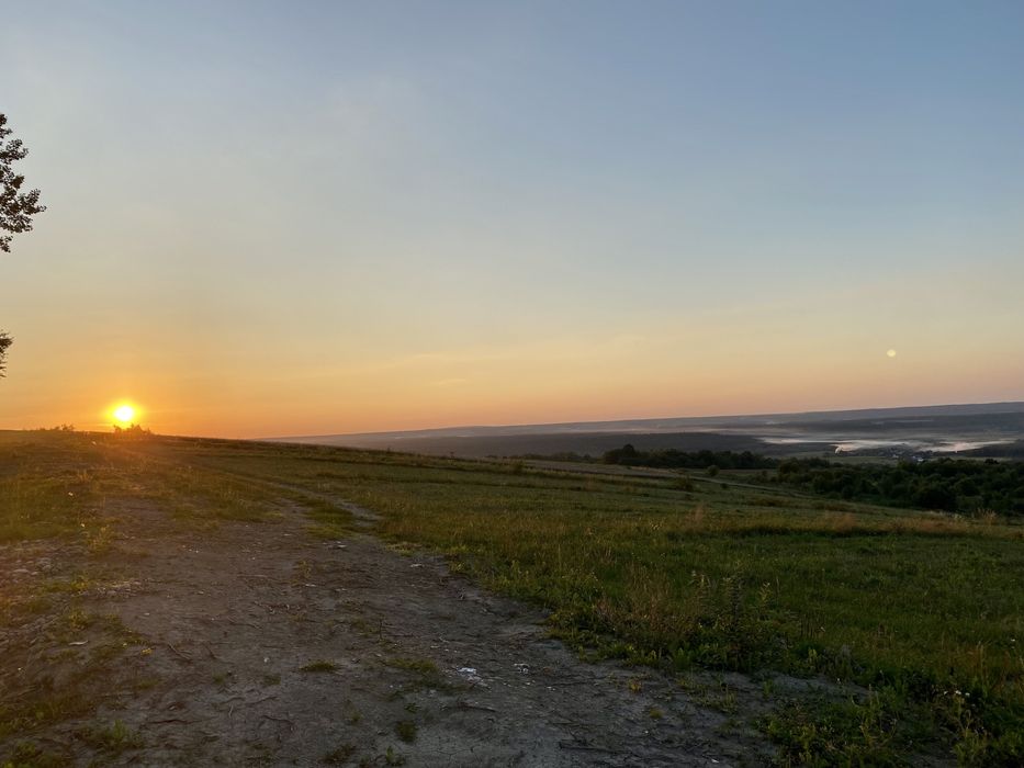 Ділянка з краєвидом.Жураки
