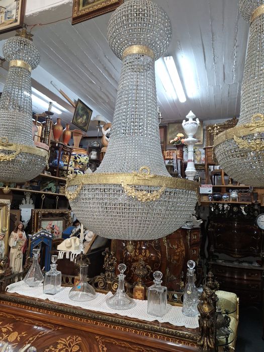 Canapé e vários artigos