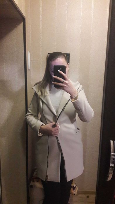 Пальто с капюшоном бренд Bogira