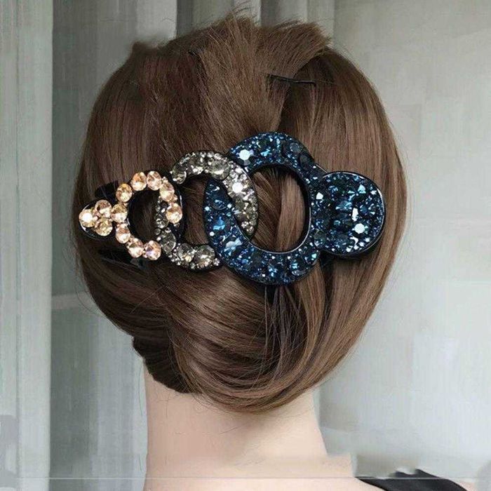 Заколка со стразами