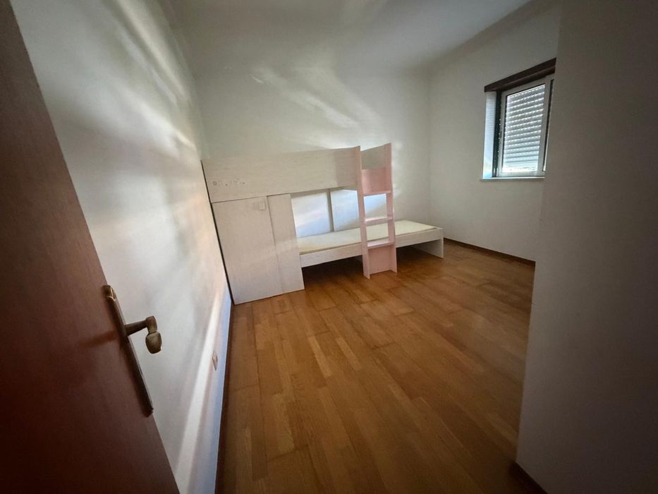 Arrenda-se Apartamento T3