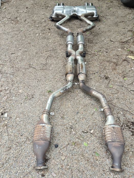 Wydech Tłumik katalizatory do BMW E92 E93 E90 M3