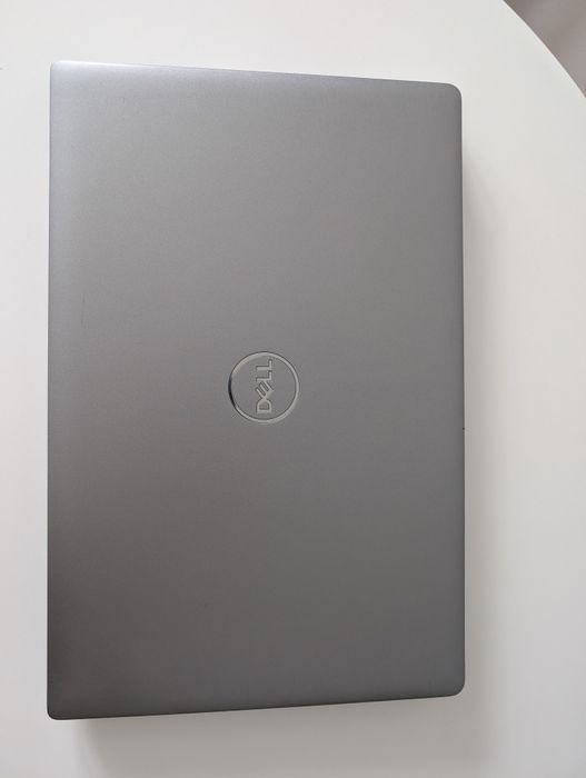 Ноутбук Dell pricesion 3560