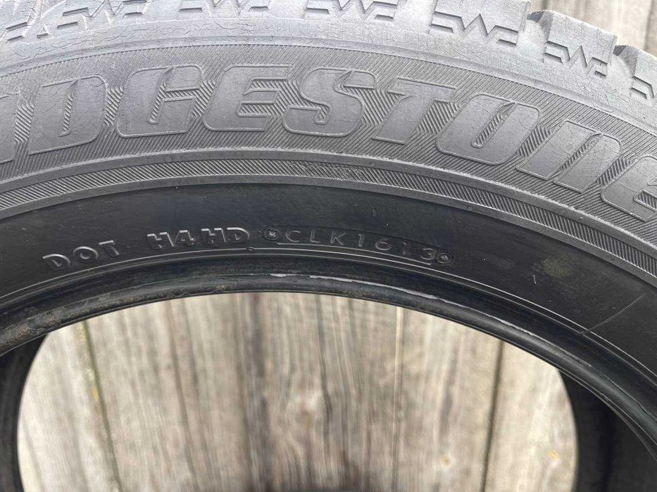 Резина Шины R18 225/60 Bridgestone