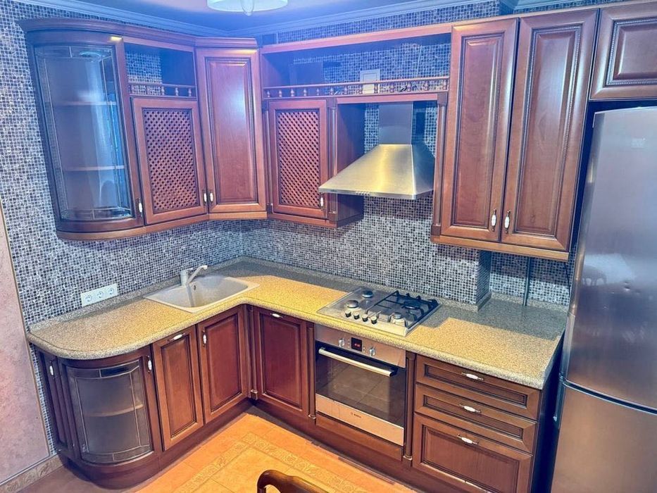 Продаж укомплектованої 3к квартири з якісним ремонтом