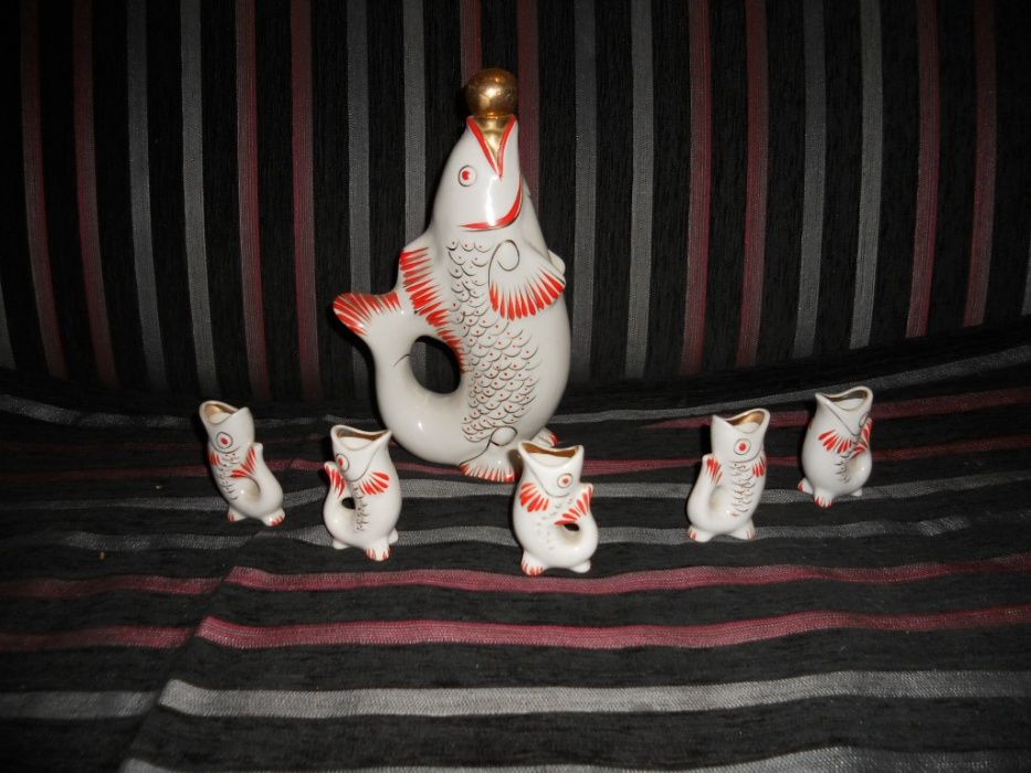 Набор керамических рыбок.