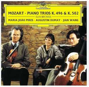 Vários CDs de pianista Maria João Pires