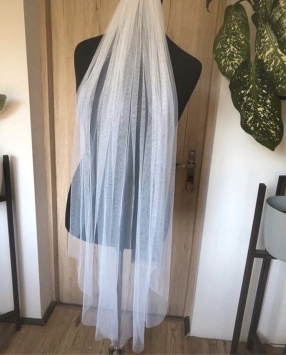 Suknia ślubna boho cudna błyszcząca odpinane rękawki