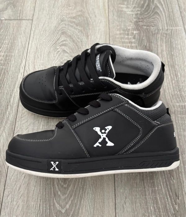 Ténis HEELYS em muito bom estado