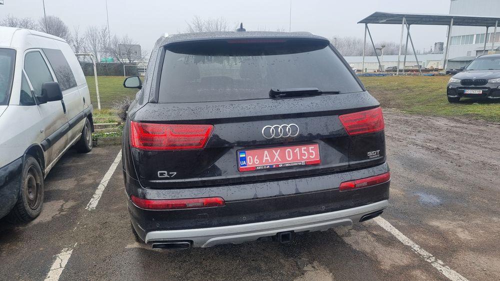 Aydi Q7 3.0 бензин