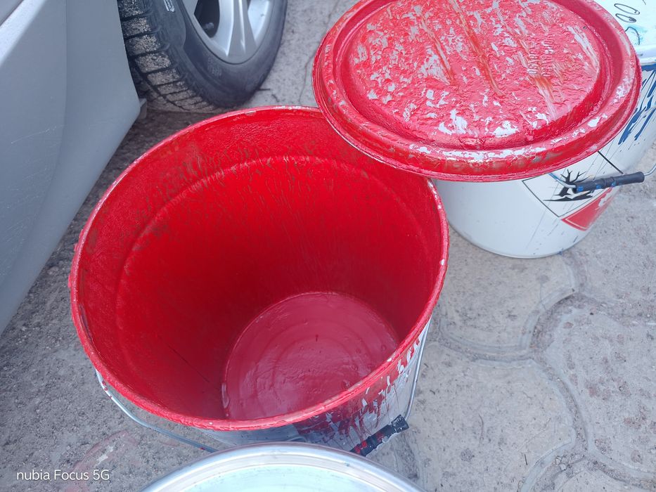 Відро б/у метал велике