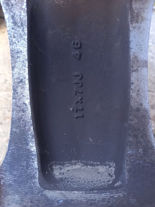 Продам диски с резиной  GRANDIS .R 17
Продамо комплектом.
Диски