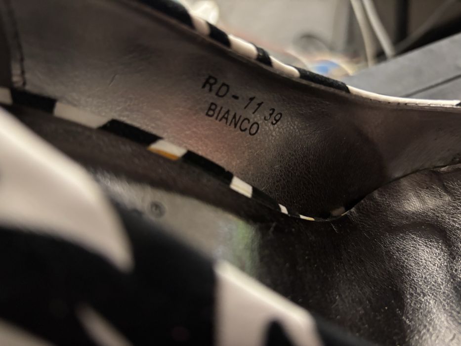 Туфлі зебра 39 розмір